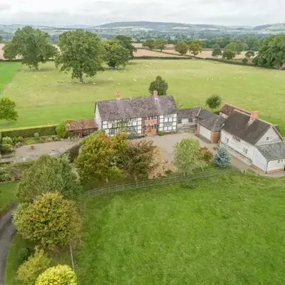 Bearwood House & Cottage