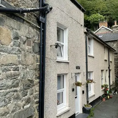 Glanywerydd Cottage