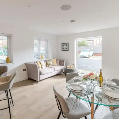 1 bed Albury Contemporary Apartment with Secure Parking - Pass the Keys