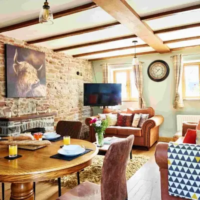 Llysfaen Cottage