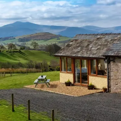 1 bed in Llandefaelog Fach BN055