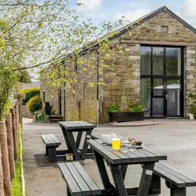 1 Bed in Brecon oc-bn034