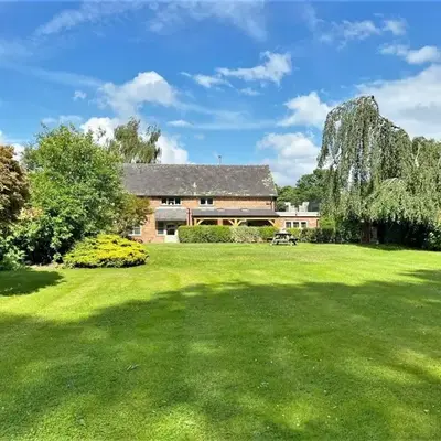 3 Bed in Kinsham 78350