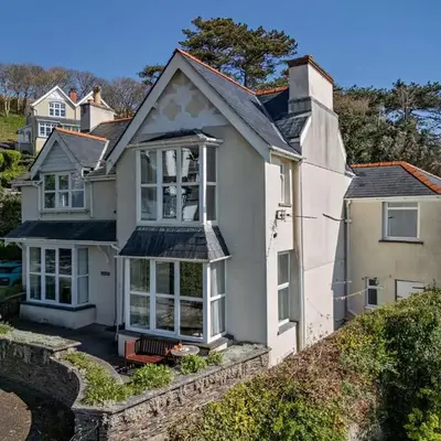 5 Bed in Aberdovey 90493