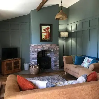The Nut House - Squirrel Lane Lodges Ludlow