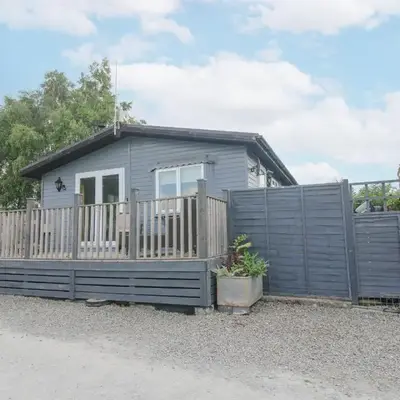 Wayside Lodge