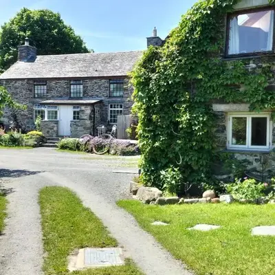 The Cosy Pad Glan Y Morfa Bach