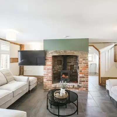 Uk46589 - Kibble