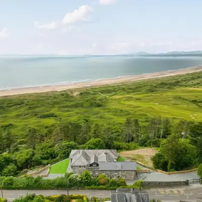 Valerian Lodge