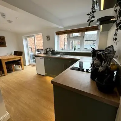 Penny Black Apartment