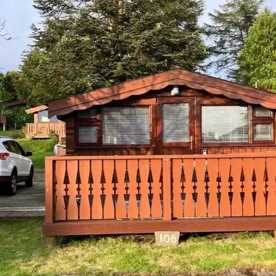 Snowdonia luxury log cabin
