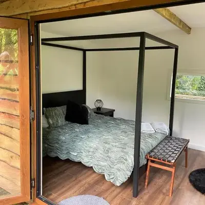 Kestrel lodge
