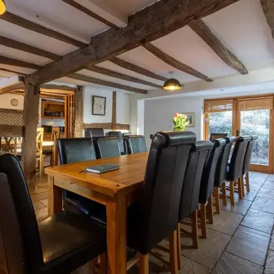 RYTON GRANGE FARMHOUSE to sleep 12
