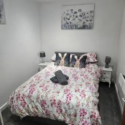 Cosy Corner - Town centre flat with free nearby parking