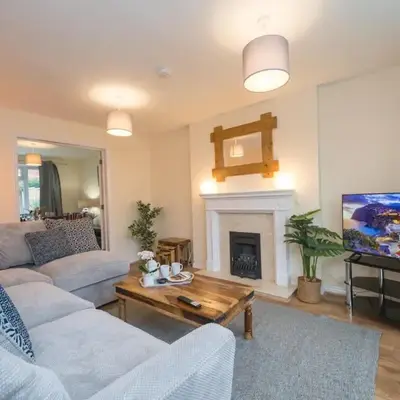 3 bedroom detached homesleeps 5 in Shrewsbury - Pass the Keys