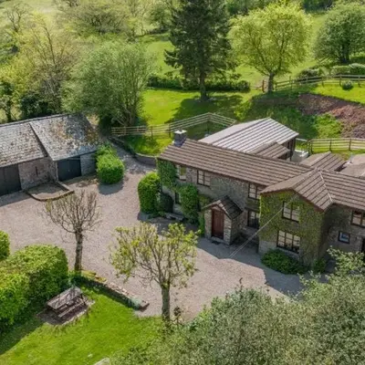 7 Bed in Talgarth oc-h30349