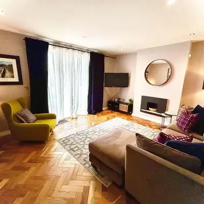 Luxury 2 bedroom town apartment