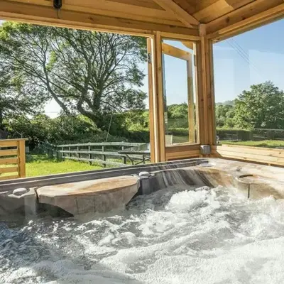 Tan-yr-Onnen Llangrannog