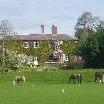 Lower Buckton Country Living Big House near Ludlow 6 bedrooms sleep 12