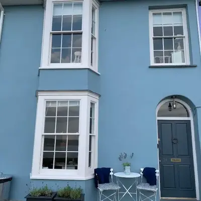 Nant Llys - Spectacularly placed with sea views