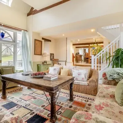 6 Bed in Llanfilo oc-e30630