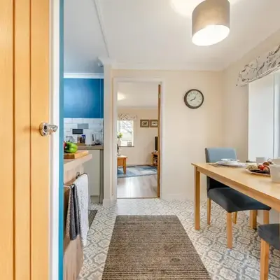 1 Bed in Drefach oc-m30848