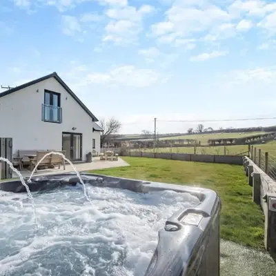 4 Bed in Aberarth oc-g30835