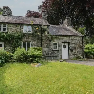 Glandwr Cottage
