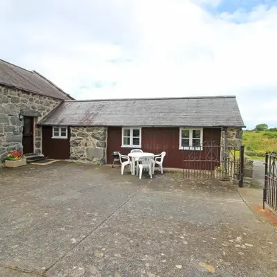 Y Stabl The Old Stable