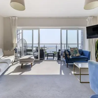 Verbier Luxurious Seaside Retreat