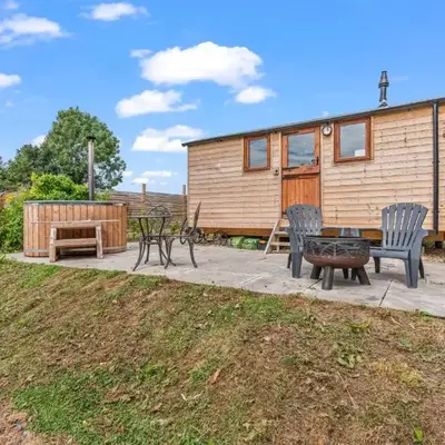 Off-Grid Glamping - Quiet