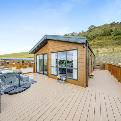 Hillfort Lodge