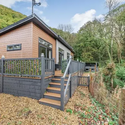 The Powys Lodge