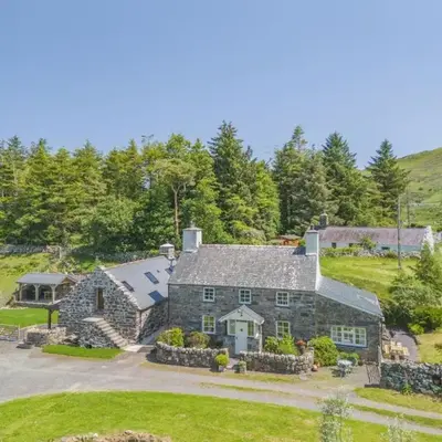 4 Bed in Arthog oc-b31966