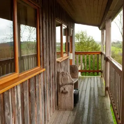 Owls Roost Eco Lodge Apartment Lampeter