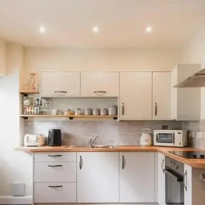 Vern Dale Cottage