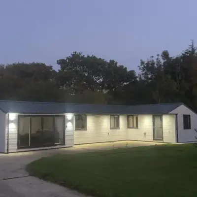Awel Y Trydan Cottage