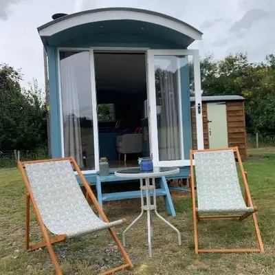 Tower Farm Holidays - Shepherd's Huts
