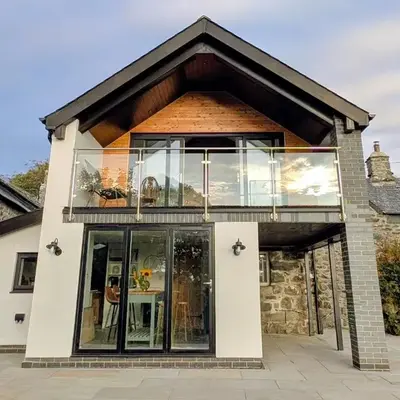 Ty Isaf Welsh Farmhouse with Sea Views