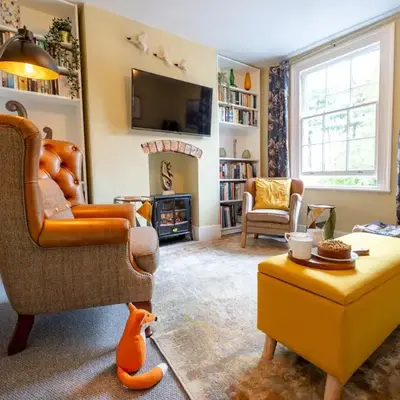 Pass the Keys Charming 2 Bed Townhouse Short Walk To The River