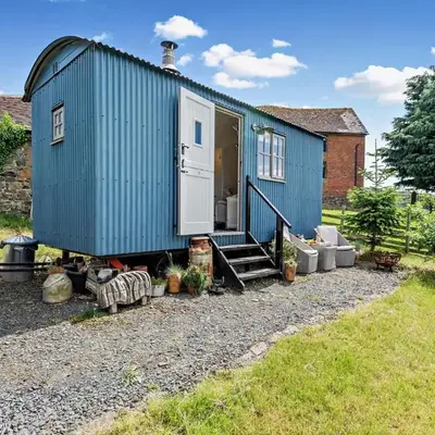 1 Bed in Bitterley 44231