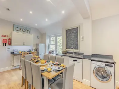 Gallery image of Pencartref in Aberdyfi