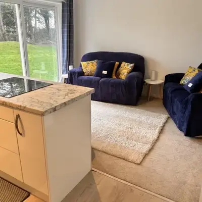 Pet friendly 3 bed retreat for beach