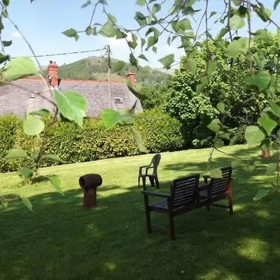 Hillcrest Guest House