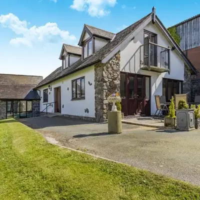 4 Bed in Caersws oc-waa321