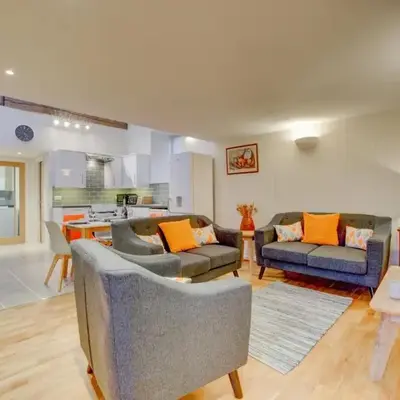 3 Bed in Machynlleth oc-bow91