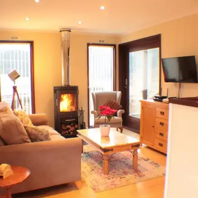 The Wooden Lodge