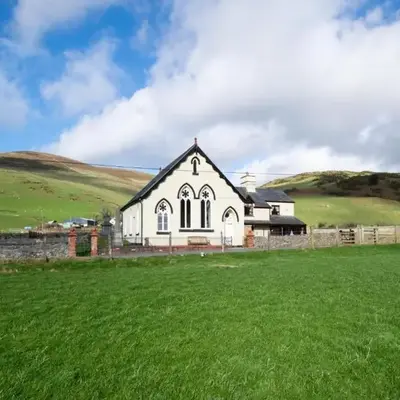 3 Bed in Tywyn oc-bow170