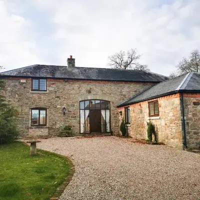 Holly Barn