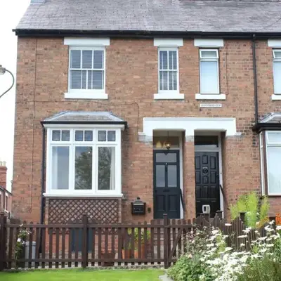 Luxury townhouse in town centre